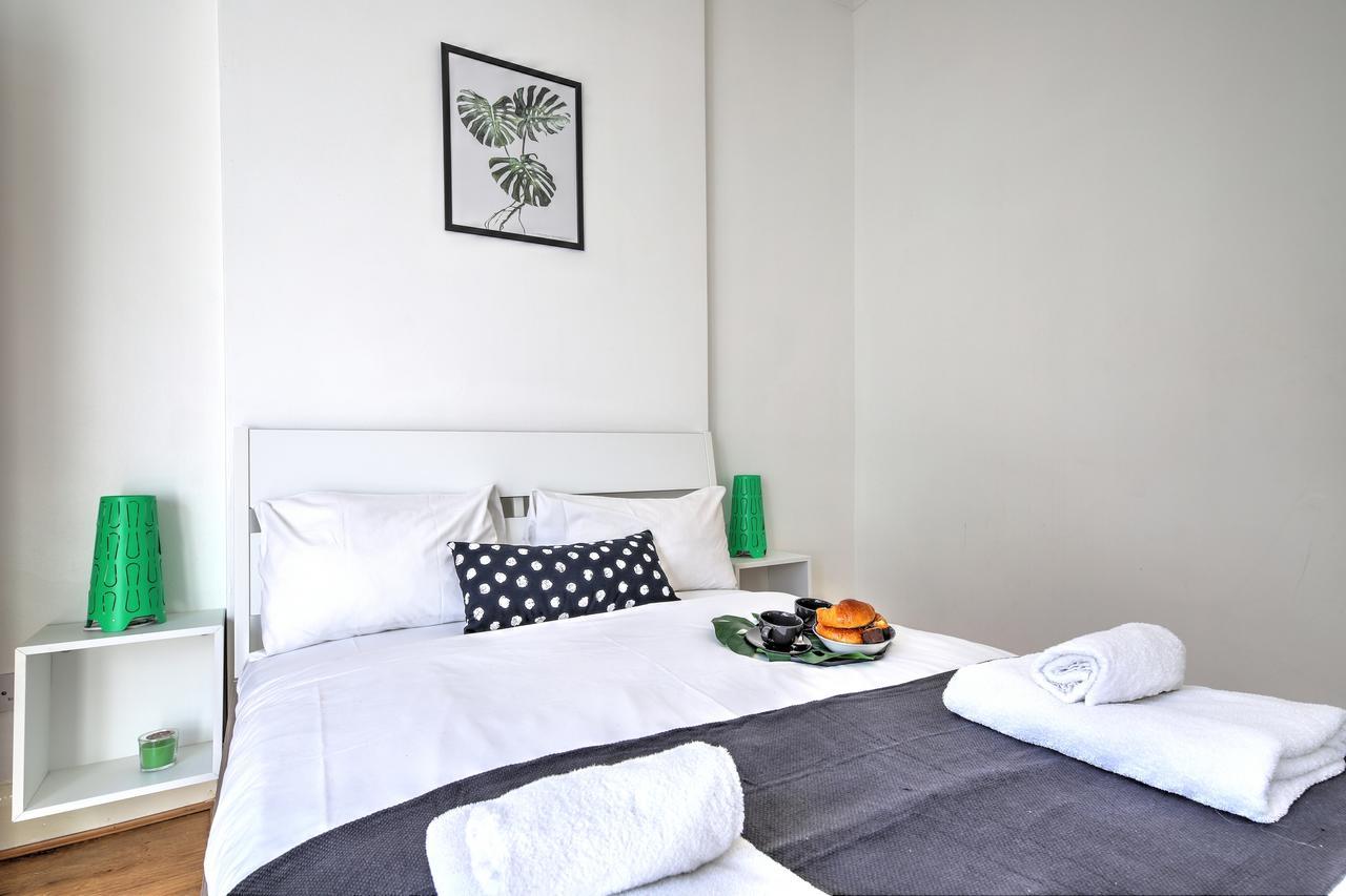 Willesden Short Let London Apartments Wembley Bagian luar foto