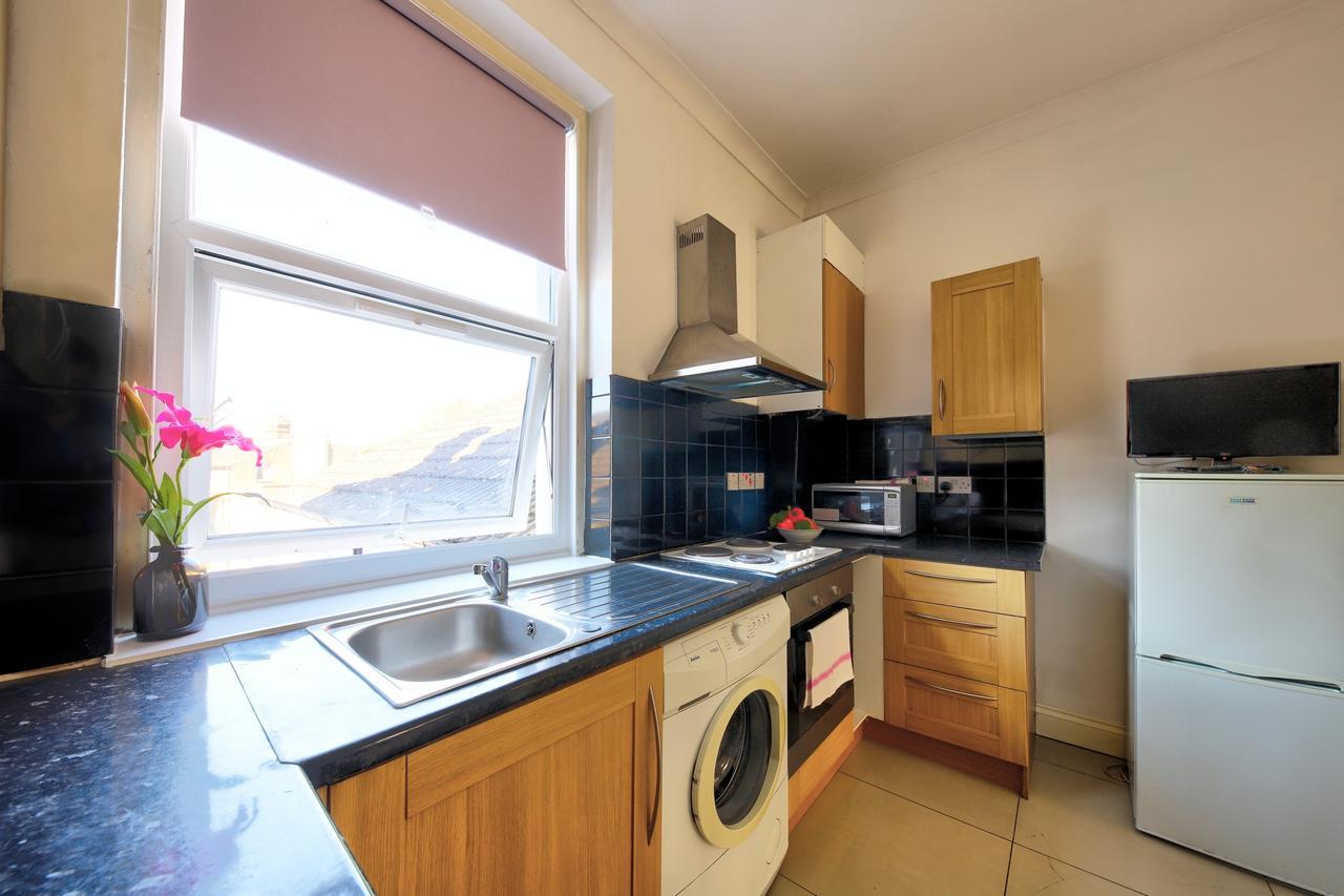 Willesden Short Let London Apartments Wembley Bagian luar foto