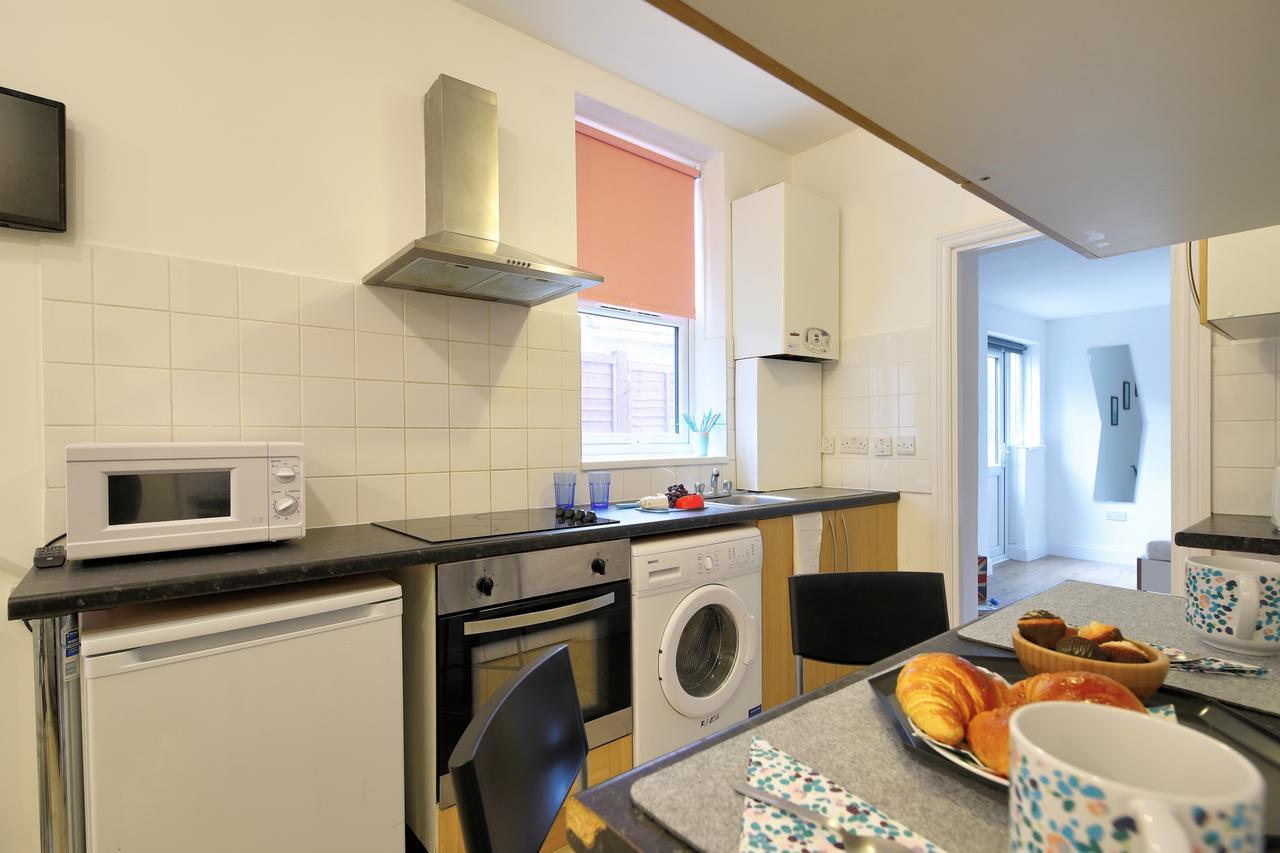 Willesden Short Let London Apartments Wembley Bagian luar foto