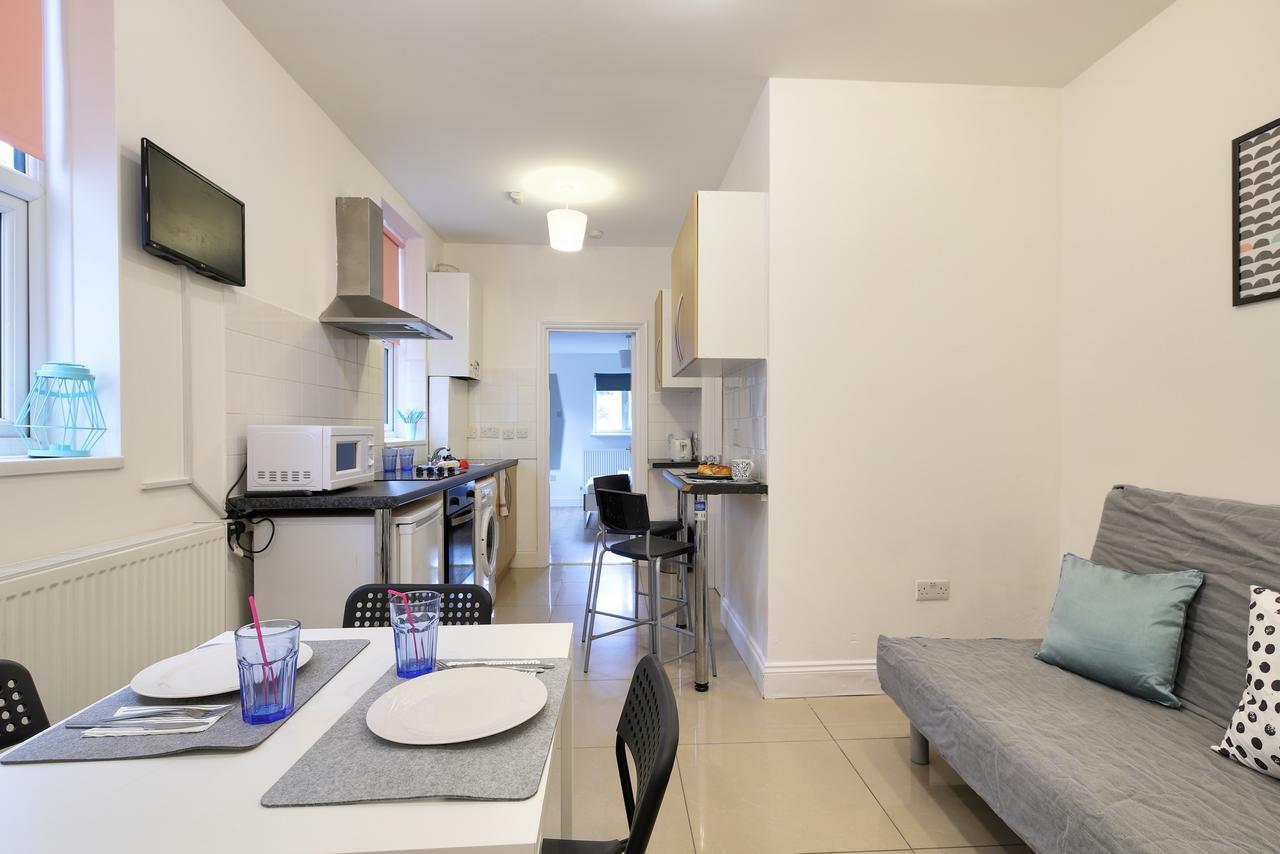 Willesden Short Let London Apartments Wembley Bagian luar foto