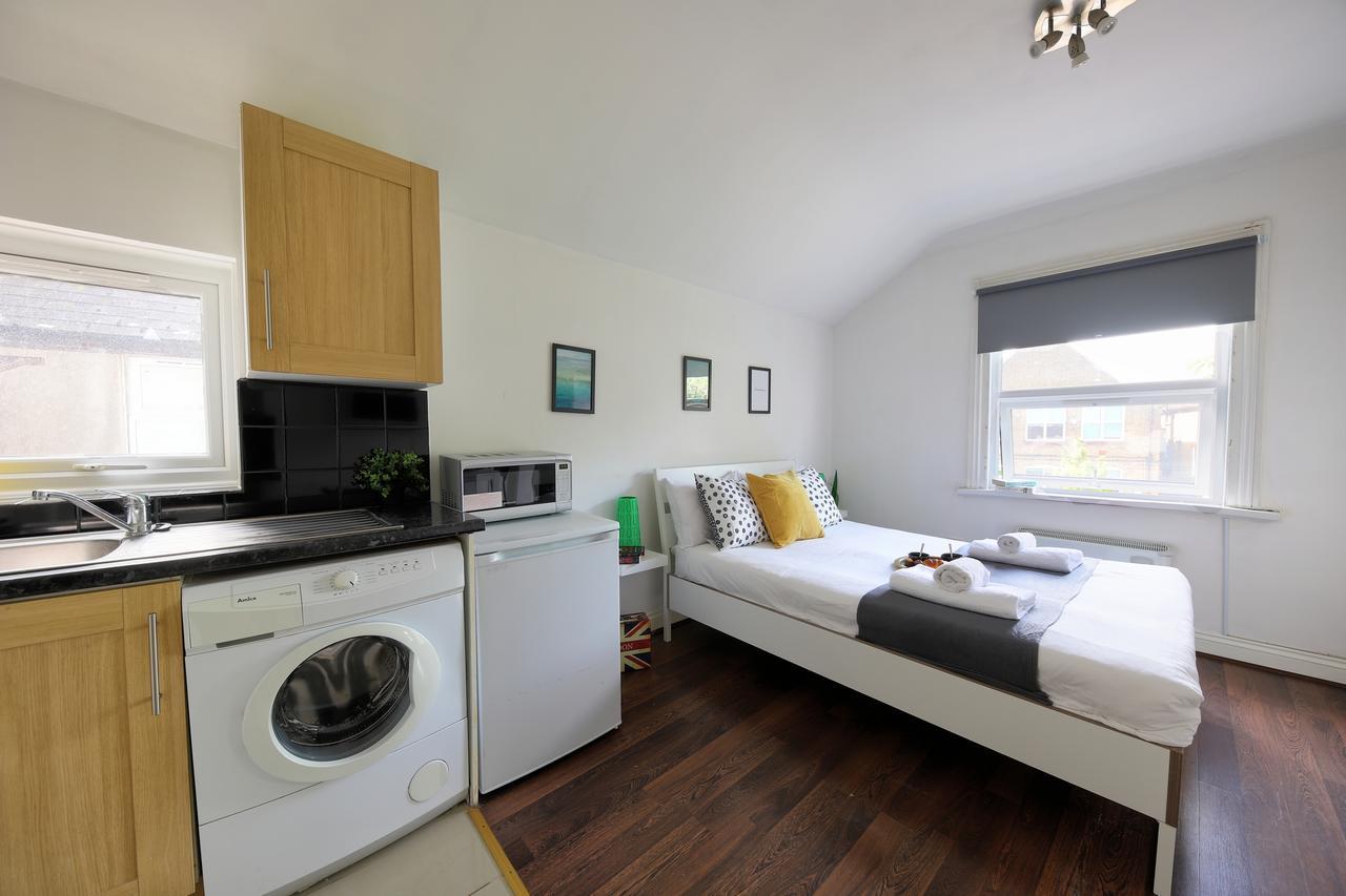 Willesden Short Let London Apartments Wembley Bagian luar foto