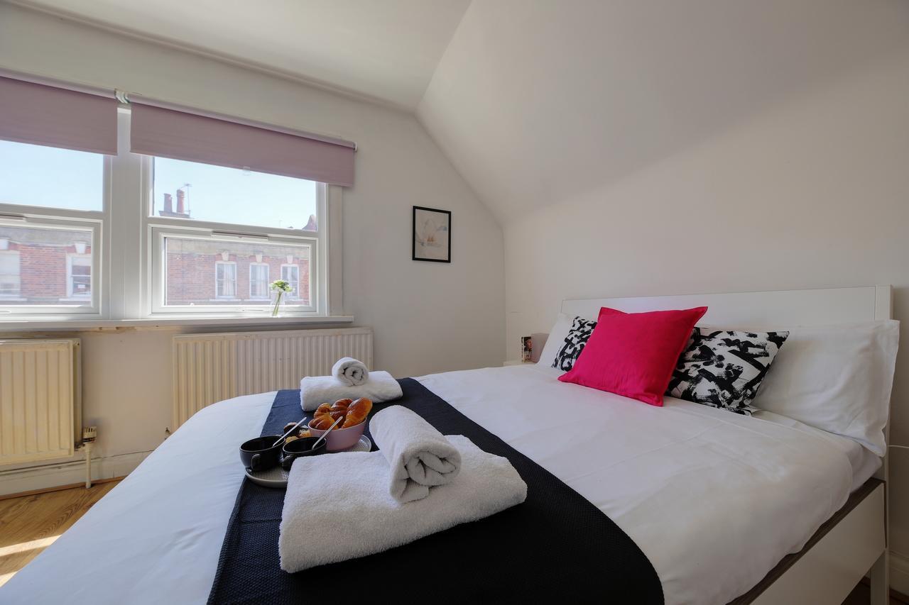 Willesden Short Let London Apartments Wembley Bagian luar foto