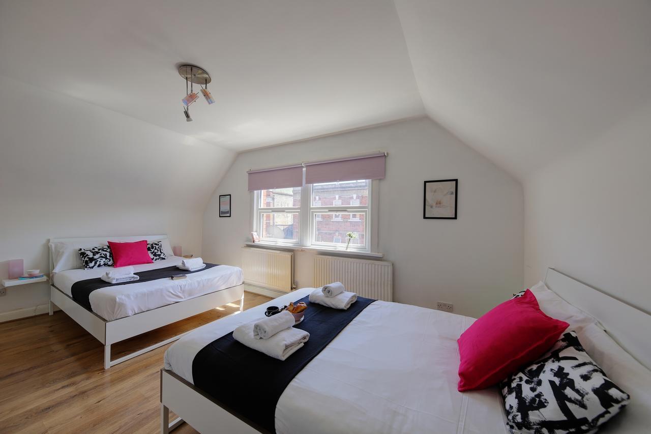 Willesden Short Let London Apartments Wembley Bagian luar foto